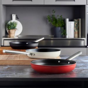 Chảo nhôm chống dính Smeg CKFF Frying pan 27 chao nhom chong dinh smeg ckff frying pan 4 Gia Dụng Đức Đà Nẵng